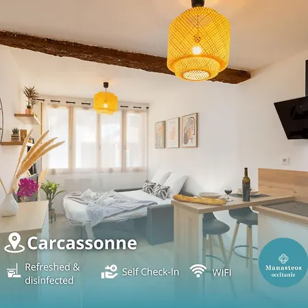 Beautiful Renovated Modern *
